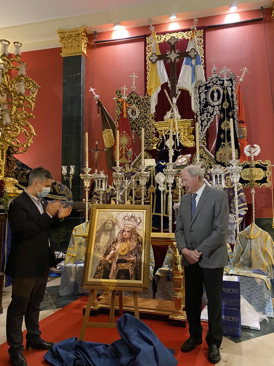 Archic_Huerto's tweet photo. Nos complace anunciar que nuestros Sagrados Titulares protagonizan la portada del itinerario de @copicentro para la Semana Santa 2022. #yosoydelHuerto #CofradíasMLG https://t.co/d133ZTEITC