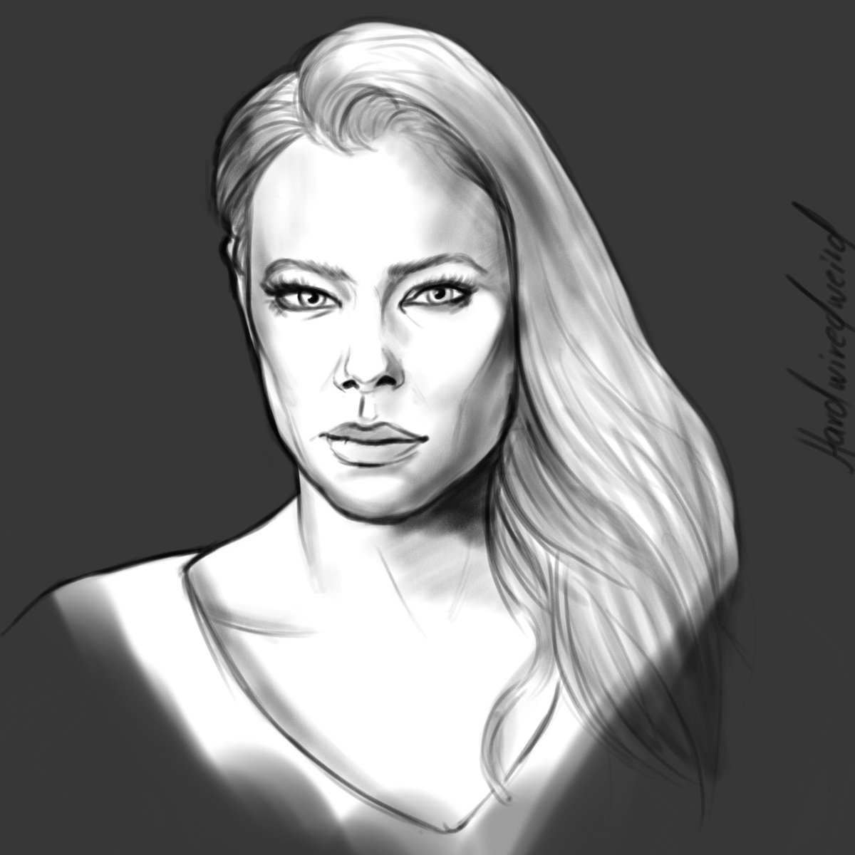 hardwiredweird's tweet photo. Playing with some brush settings to my pencil brush and some shading.
#lisasnart #goldenglider #peytonlist https://t.co/pqvKw1ZZje