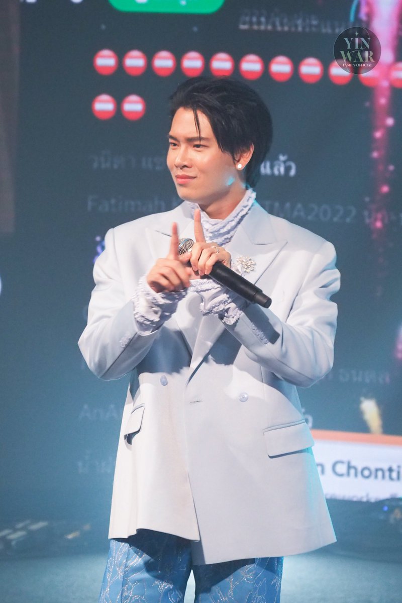 yinwarfamilysup's tweet photo. ทำไมถึงน่ารักกันจังเลยคะ😍

#JTMA2022LIVExYinWar
#yinyin_anw​ YIN Anan @yinyin_anw
#warwanarat War Wanarat @warwanarat
#YINWAR #หยิ่นวอร์ https://t.co/mJ6URRETXJ