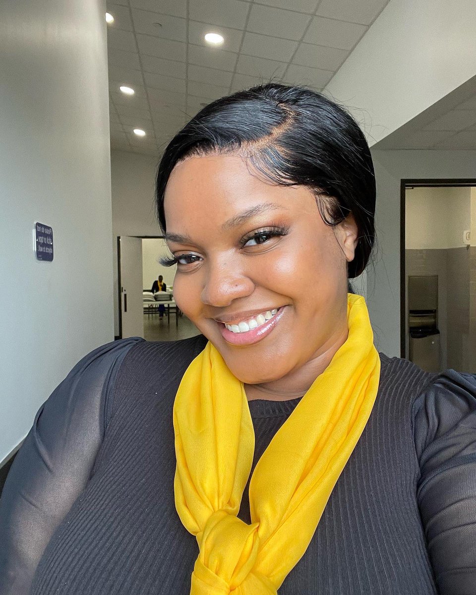 itsdalijah's tweet image. She has a strong belief in herself. She stays on the path she is on even in the face of discouragement and bounce back no matter what!

I am Rhosilient.💙💛

#27 of 29 strong, beautiful, hard working women!

Proud member of THEE Oh So Divine Delta Alpha Chapter of Sigma Gamma Rho