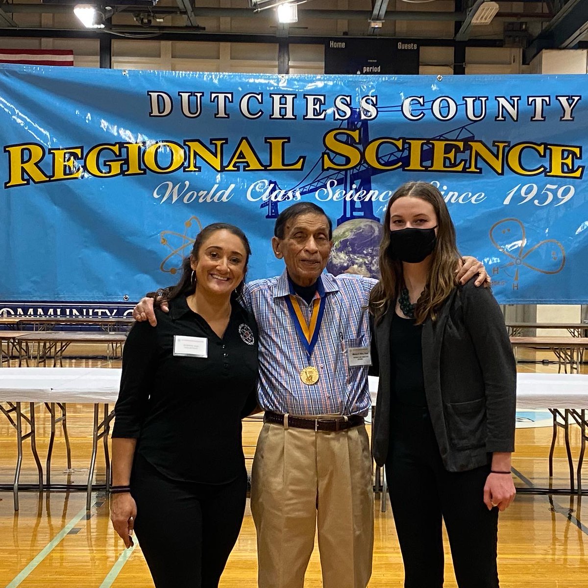 PawlingCSD3's tweet photo. Pawling HS's Magnolia Garbarino presented her scientific research at Dutchess County Science &amp; Engineering Fair competition at Dutchess County Community College.  Magnolia Garbarino won 1st place and will be attending the Int'l Science &amp; Engineering Fair in Atlanta in early May. https://t.co/TgiGPG1cdg