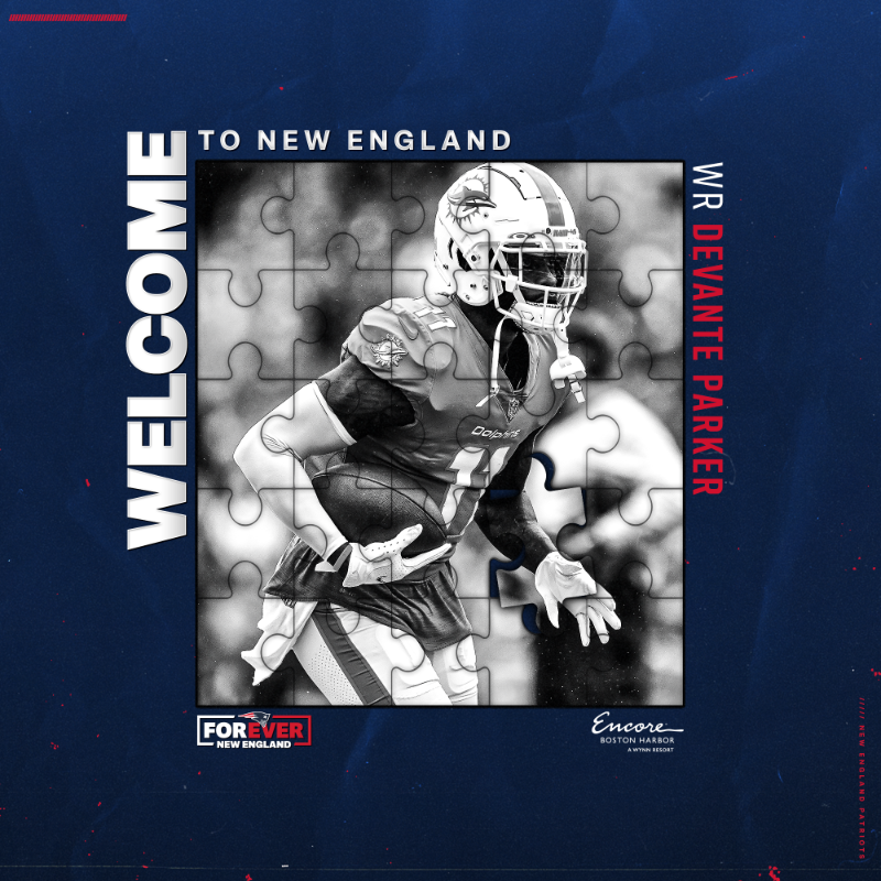 Patriots's tweet photo. 'Vante Parker in that red and blue.

Welcome to New England, @DeVanteParker11! https://t.co/n3LDozICYw