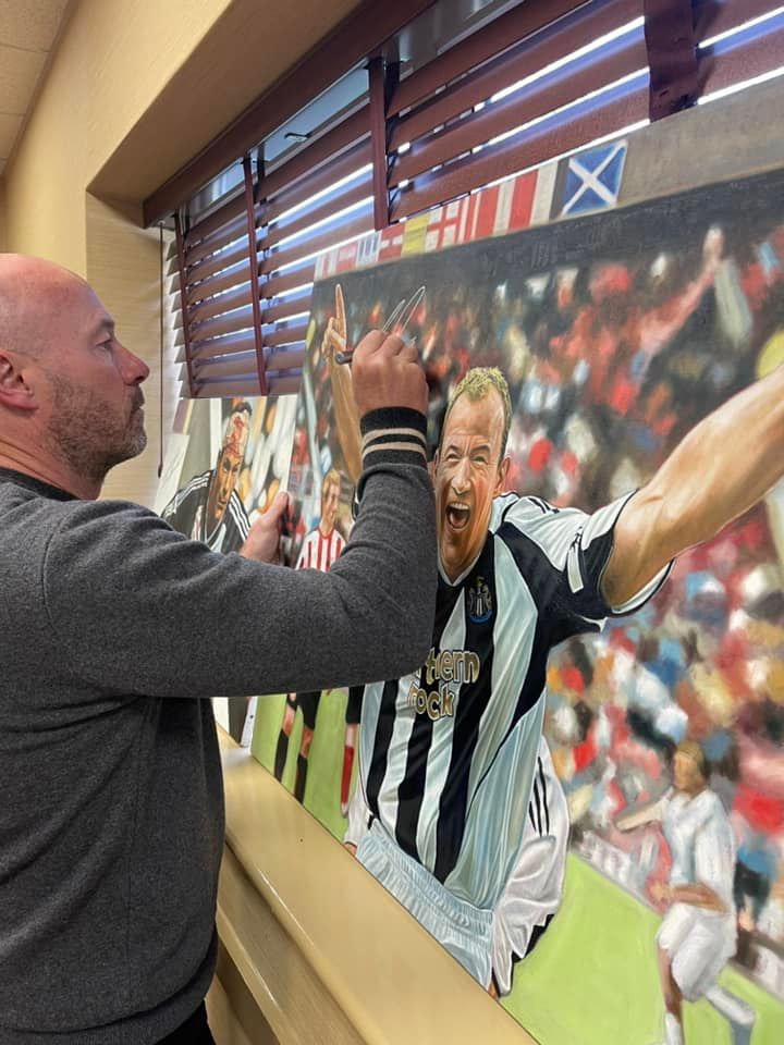 markscorerart's tweet photo. Some recently completed Oil Paintings being signed by legendary Newcastle United Number 9 Alan Shearer in preparation for the 260 tribute dinner at St James Park this week https://t.co/qOdLG61GXd