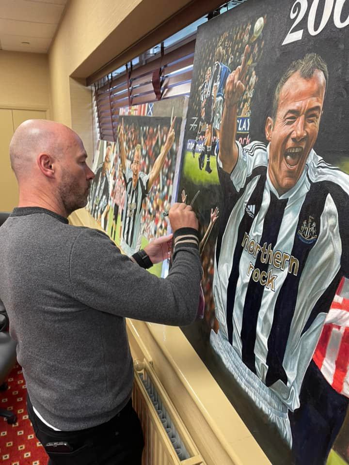 markscorerart's tweet photo. Some recently completed Oil Paintings being signed by legendary Newcastle United Number 9 Alan Shearer in preparation for the 260 tribute dinner at St James Park this week https://t.co/qOdLG61GXd