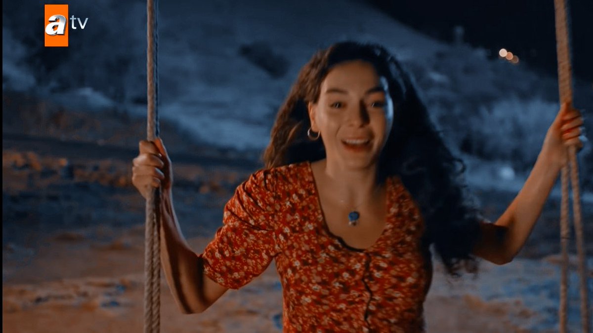 ReyyanArg's tweet photo. Nos reuniremos, nos reuniremos Miran
Si no existe Miran, no existe Reyyan
SI NO EXISTE MIRAN, NO EXISTE REYYAN!

 SI SALTAS YO SALTO #Hercai https://t.co/gjk7diLra3