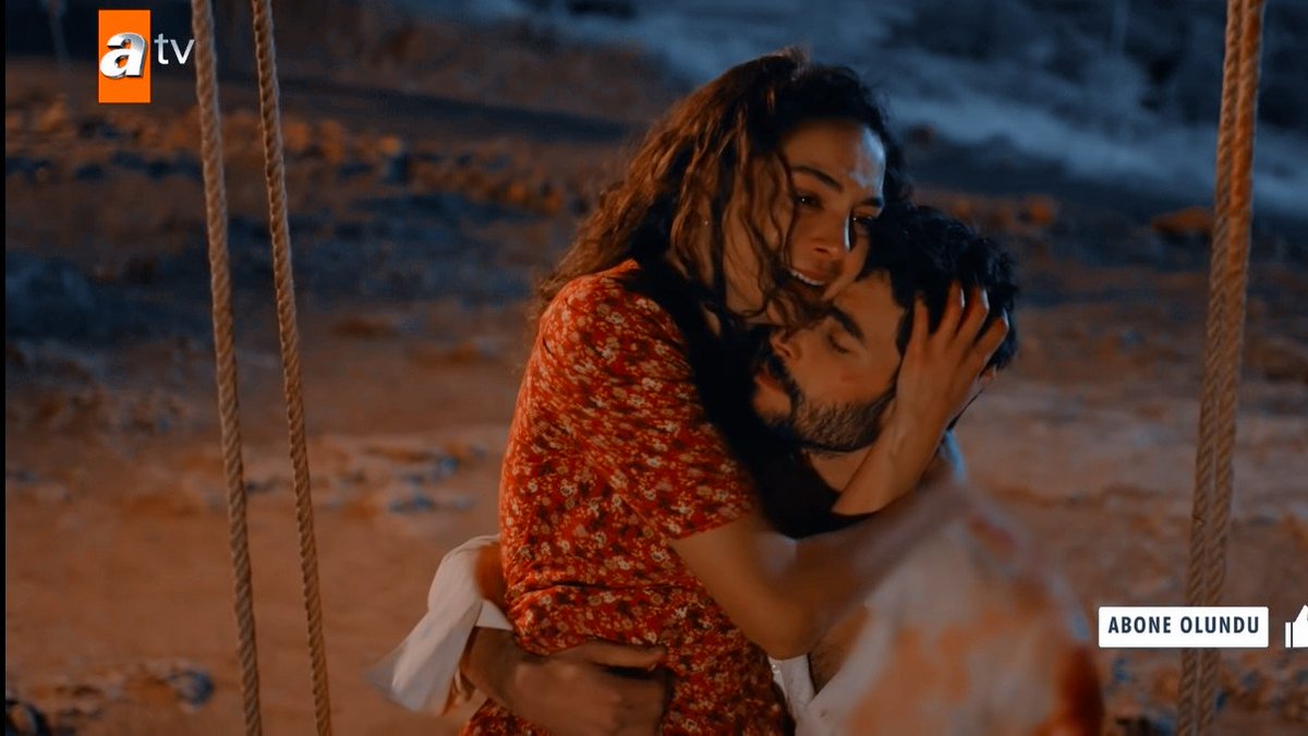 ReyyanArg's tweet photo. @MiranArg ♡♡♡

SI SALTAS YO SALTO #Hercai https://t.co/QYakwkvFh9