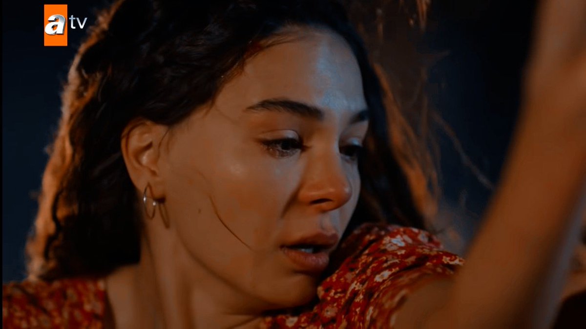 SerkanBolatArg's tweet photo. Esperé tanto esta escena ♡

SI SALTAS YO SALTO #Hercai https://t.co/Ii1xX7U8eg