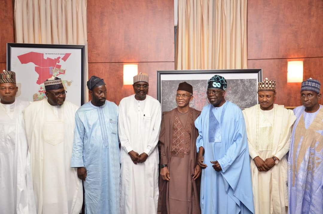 SpeakerZailani's tweet photo. Earlier today I joined His Excellency @elrufai and other Dignatories to Recieve Alhaji Bola Ahmed Tinubu and his delegation on a Condolence Visit to Kaduna State.

We thank him and we pray the Almighty take him back home safely.

AMEEN https://t.co/HvLmDBFWVY
