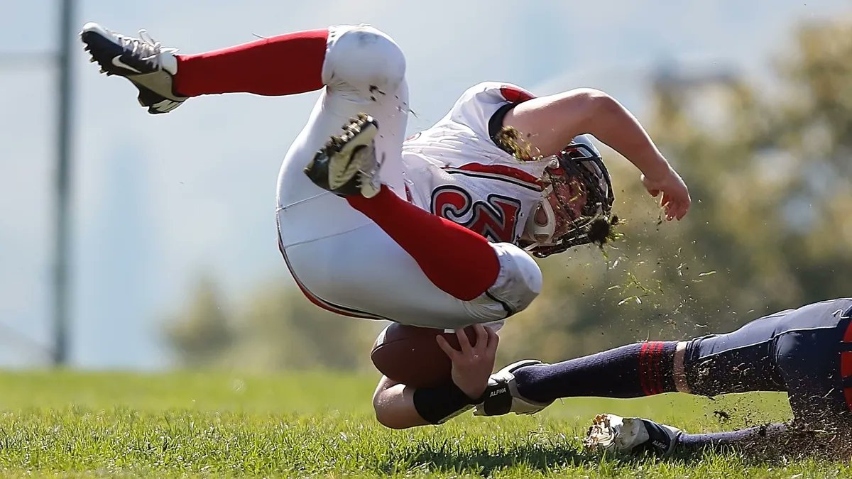 Is it a #concussion? Some common screening questions may miss the mark, according to new research: buff.ly/3wPM8zE #expbio @APSPhysiology @RutgersU #brain #tbi #sports #athlete