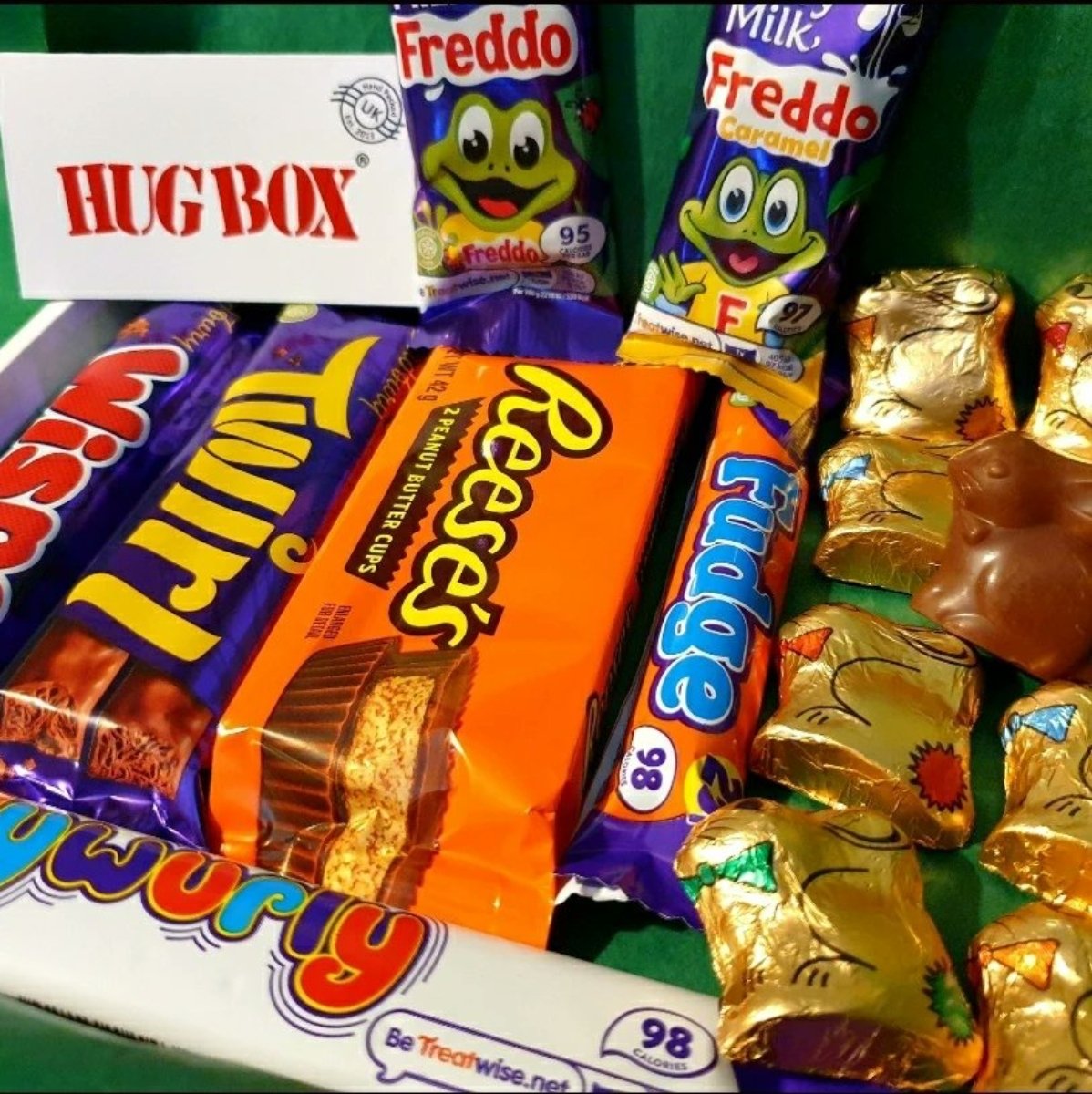 HugBoxUK's tweet photo. ENDS TOMORROW 🥰
#WIN AN EASTER HUG BOX!! 🐣Tell me your favorite Chocolate 🍫 FOLLOW @HugBoxUK &amp; #RT #Competition to #enter More chances to win on https://t.co/b9xth7sMkc
#winwednesday #free #giveaway #freebie #Hug #WinitWedneday #CompetitionTime #Comp #RTtoWin #gifts #Easter https://t.co/kIwChhosfR