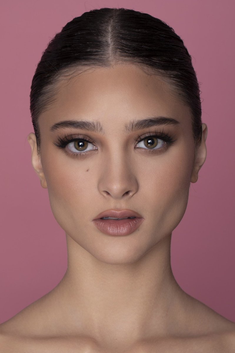 iaga_4's tweet image. #ivangaxiolashot #campaing