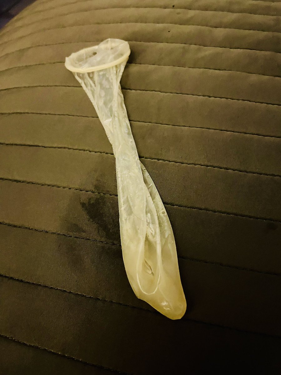 Jay_Allen79's tweet photo. These DL guys sure cum a lot! They must not nut often, saving it for me I guess!! Lol #DL #comdoms #gayhookup #gay #amatuergaymen #cum https://t.co/aGvUMpJGxx