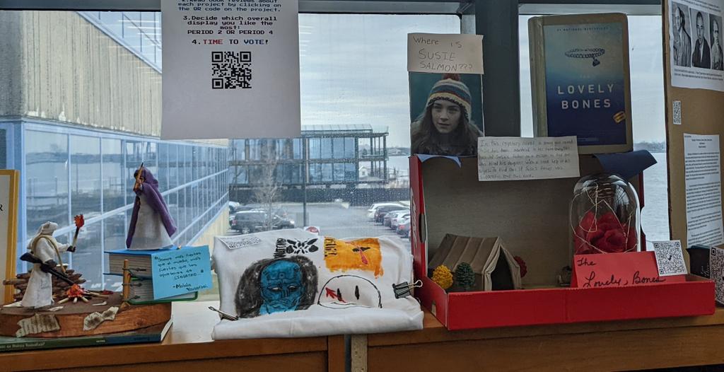 mariahartmann73's tweet photo. I am so proud of my seniors! Their projects are on display in the school library, complete with QR codes linking each project to student-crafted book reviews. So much fun! @ToLbhs @LorraineRadice1 @evedaza91 #EnglishENL #TESOL #weread https://t.co/eTAFJ3cHK2