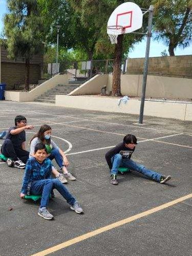 CastleSTEAM's tweet photo. Honor hour is back! Our Knight's are recognized for positive attendance. #wearepbv #castlesteam #pbis #positiveschoolculture #getoutside #buildaschoolcommunity #attendanceincentives #chalkart #wehavefun https://t.co/OfIGD0WOXW