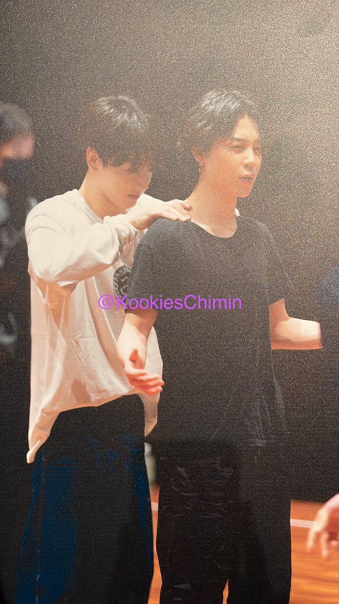 hopejims's tweet photo. HAKJSKSKSJSKJWKSBSHSJAKKS https://t.co/oSVhUK1Aro
