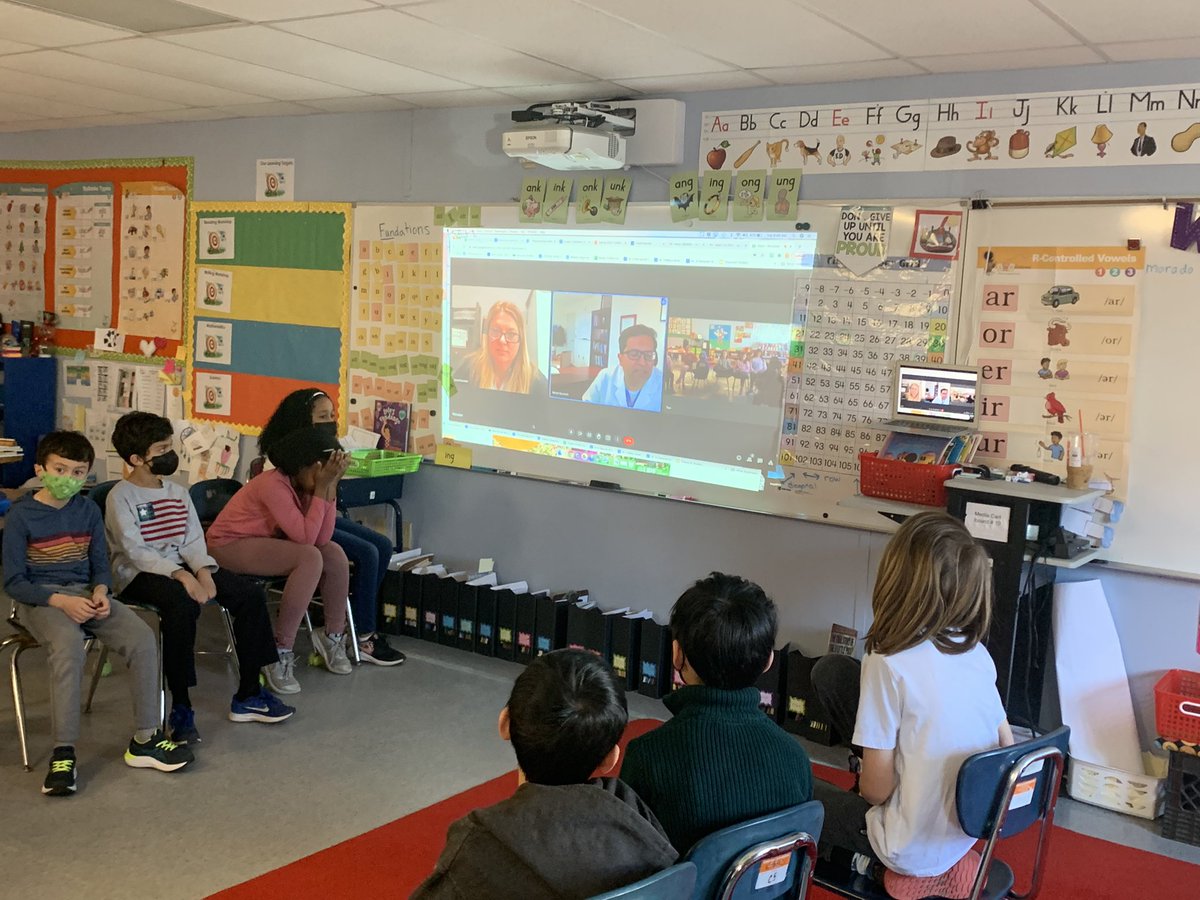 A big thank you to the Qureshi family for teaching us all about Ramadan and Eid al-Fitr!  Charity and doing good deeds are especially important during Ramadan. We were reminded how a smile is one of the easiest and most meaningful good deeds we can offer.😀