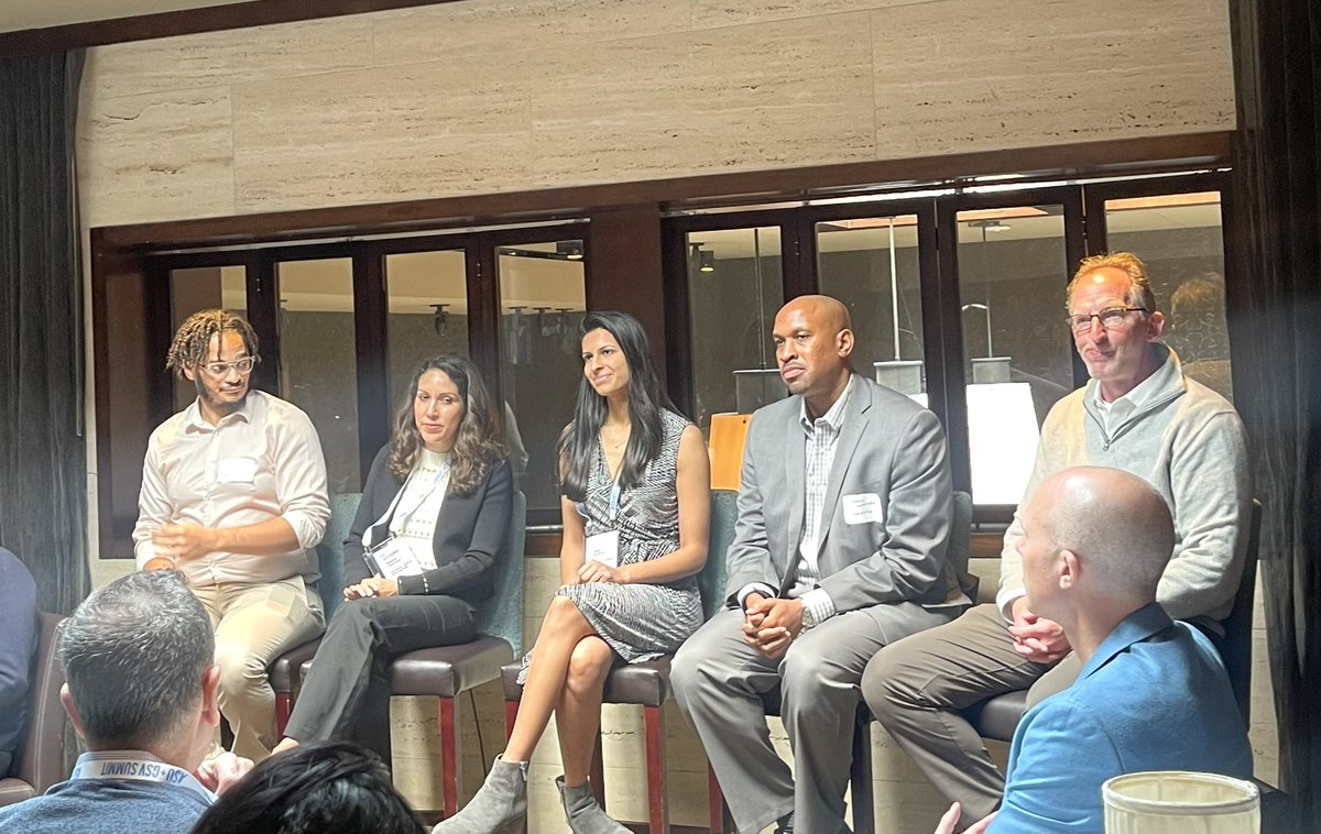 Here for the @GetSet lunch panel focused on employer Sponsored Degrees focused on skills training in accounting, cybersecurity, IT and beyond with our panelists from @ASU and @Northeastern and key employer @Deloitte