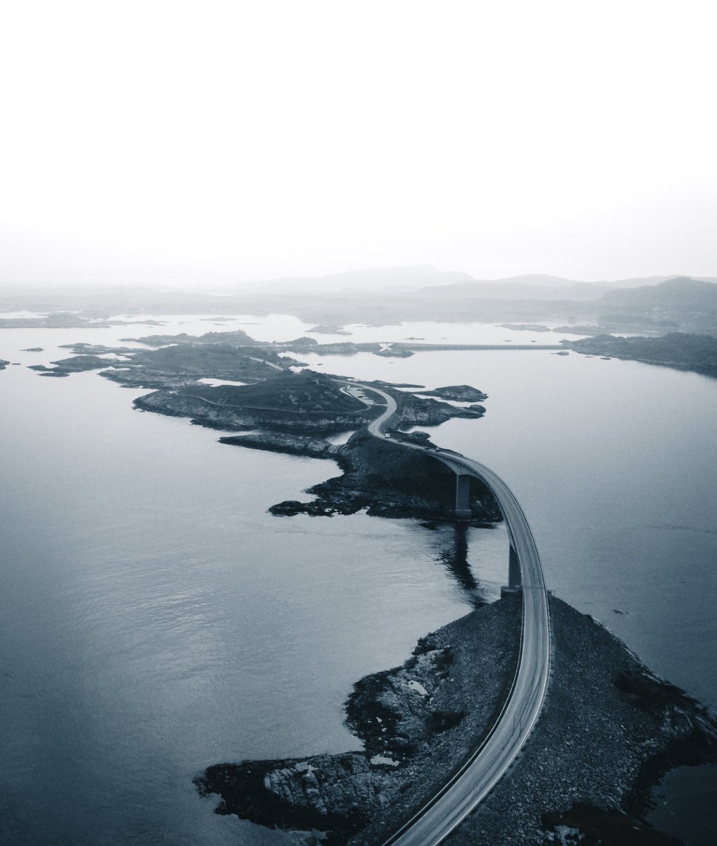 Denis Helbig tweet media