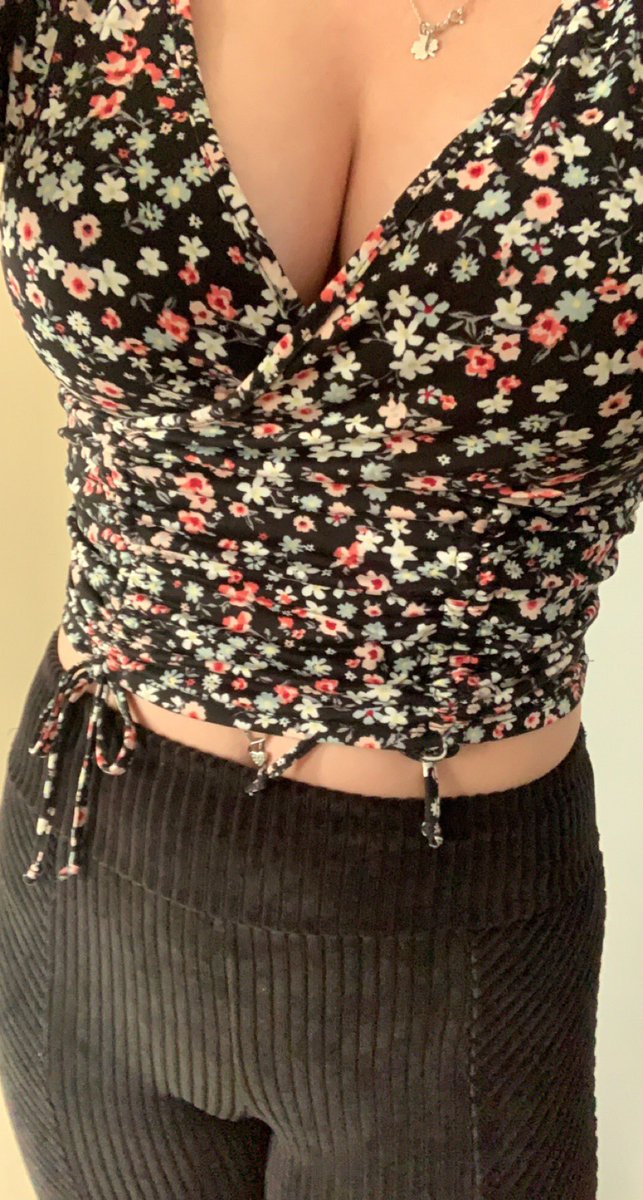 MunaSunshine01's tweet photo. For short time only subscribe with 20% off on your first month 

https://t.co/7DOQpc7Zkg

#accountant #spicypage #ofgirl #sexybabes #followme #gotomyspicypage #sexylingerie #sexyaccent #sexygerman #dirtygirlz #spicyaccountant #thong #pantyhosefetish #briefs #smellmypanties https://t.co/93OuA9k4Dm