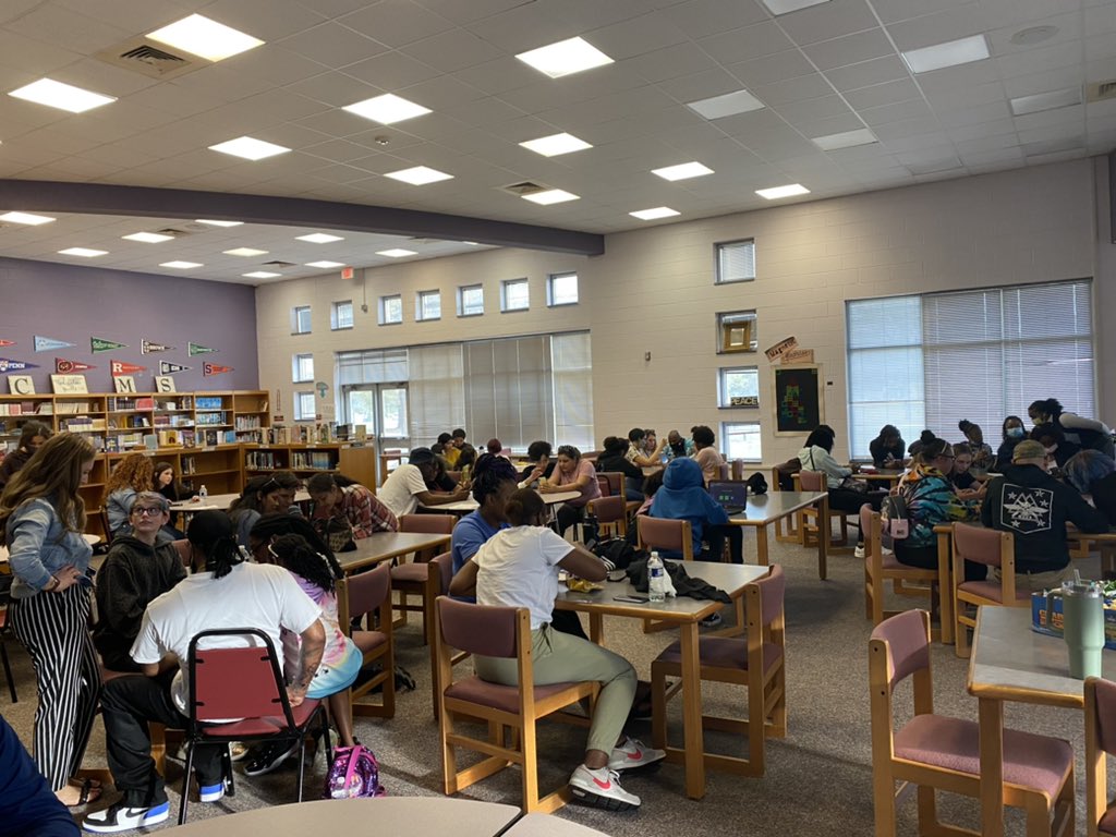 Our AVID Parent Night was a huge success! 🤩 <a href="/OnslowSchools/">Onslow County Schools</a>