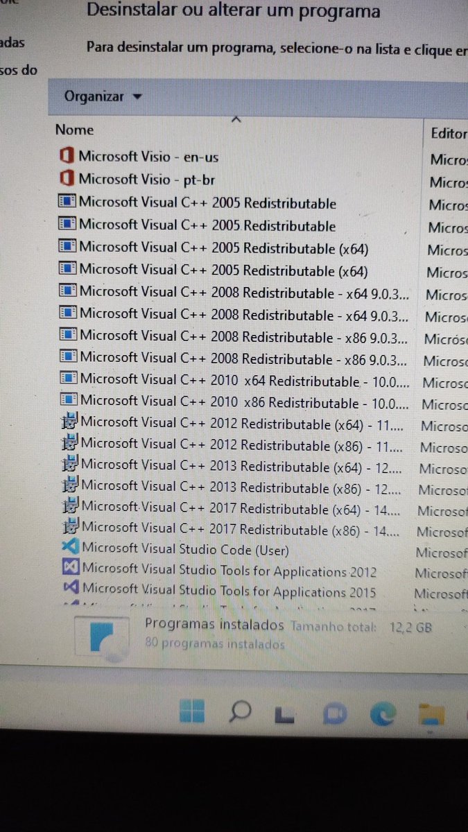 GaldiLunaGamer's tweet image. Minha gente pra quê tantos??? #Microsoft #VisualC++