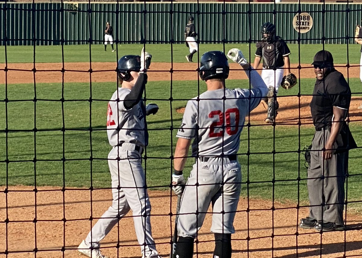 Comets defeat MWC tonight 7-2 behind <a href="/TylerStelly/">Tyler Stelly</a> 5IP, 5H, 1R, 1ER, 4BB, 8Ks. <a href="/TalburtAndrew/">Andrew Talburt</a> 2-4, 3RBIs <a href="/EThompson2022/">Eric_Thompson</a> 2-4, 1RBI @reid_jones43 2-4, 1RBI. BK will host the Bombers tomorrow night @ 6pm.