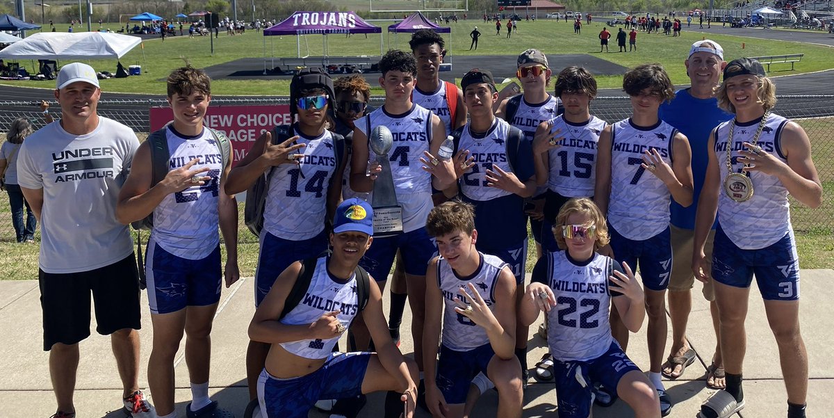 sho_russ's tweet photo. Battle Of The Best In Waco with my boys this past weekend.
Putting in work! Getting ready for football season..💪🏼🏈
@PremierEventsU2 @WRHitList @Coach_SweetFeet @Football_TMHS @cantmisssports1 @TruXposur @ShowcaseBall
#WR #7v7 #FootballUnites #Mossed #Russed #Wildcats https://t.co/55KiQ2eozk