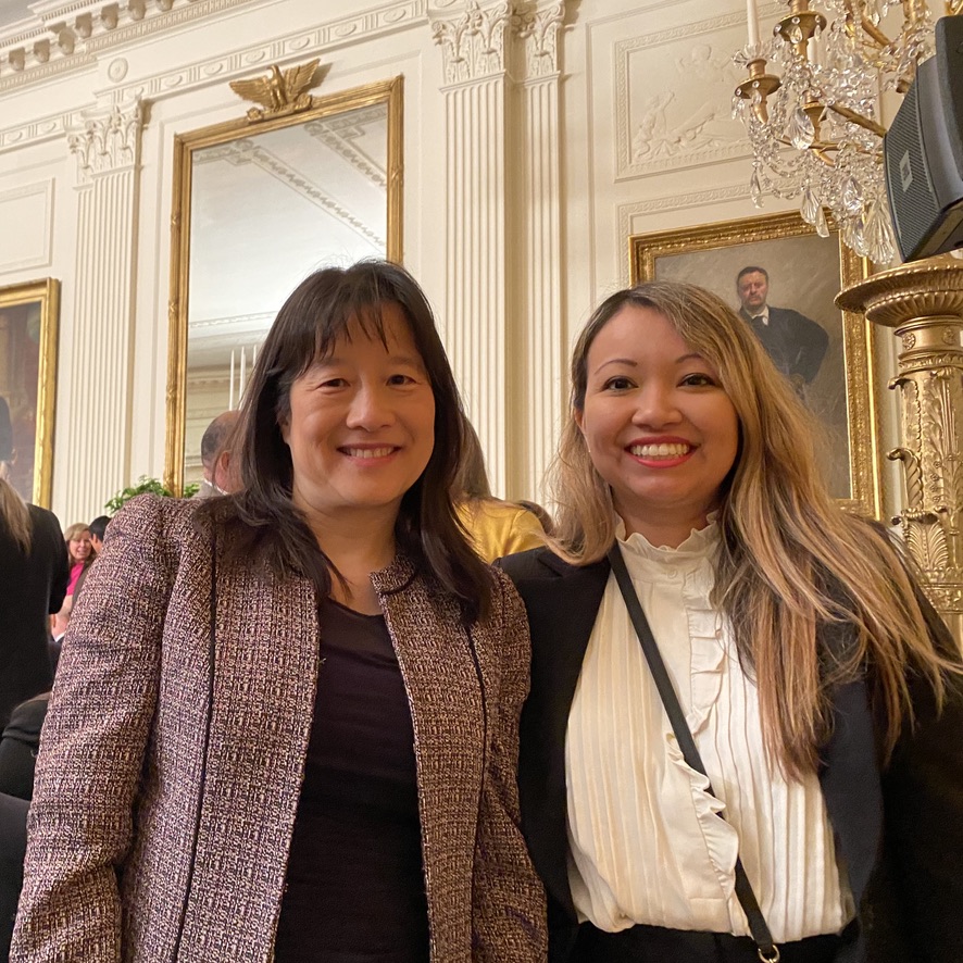 AMWA Exec. Dir. @ElizaChinMD gathered w/healthcare leaders in the Capitol today to support #HealthEquity @DrRachelSays @NationalMedAssn @amsapres @AMSANational @Adrianna_Nava @nahnnursing -- Read about this important event w/@POTUS @VP & @BarackObama bit.ly/EOonACA-M4-22