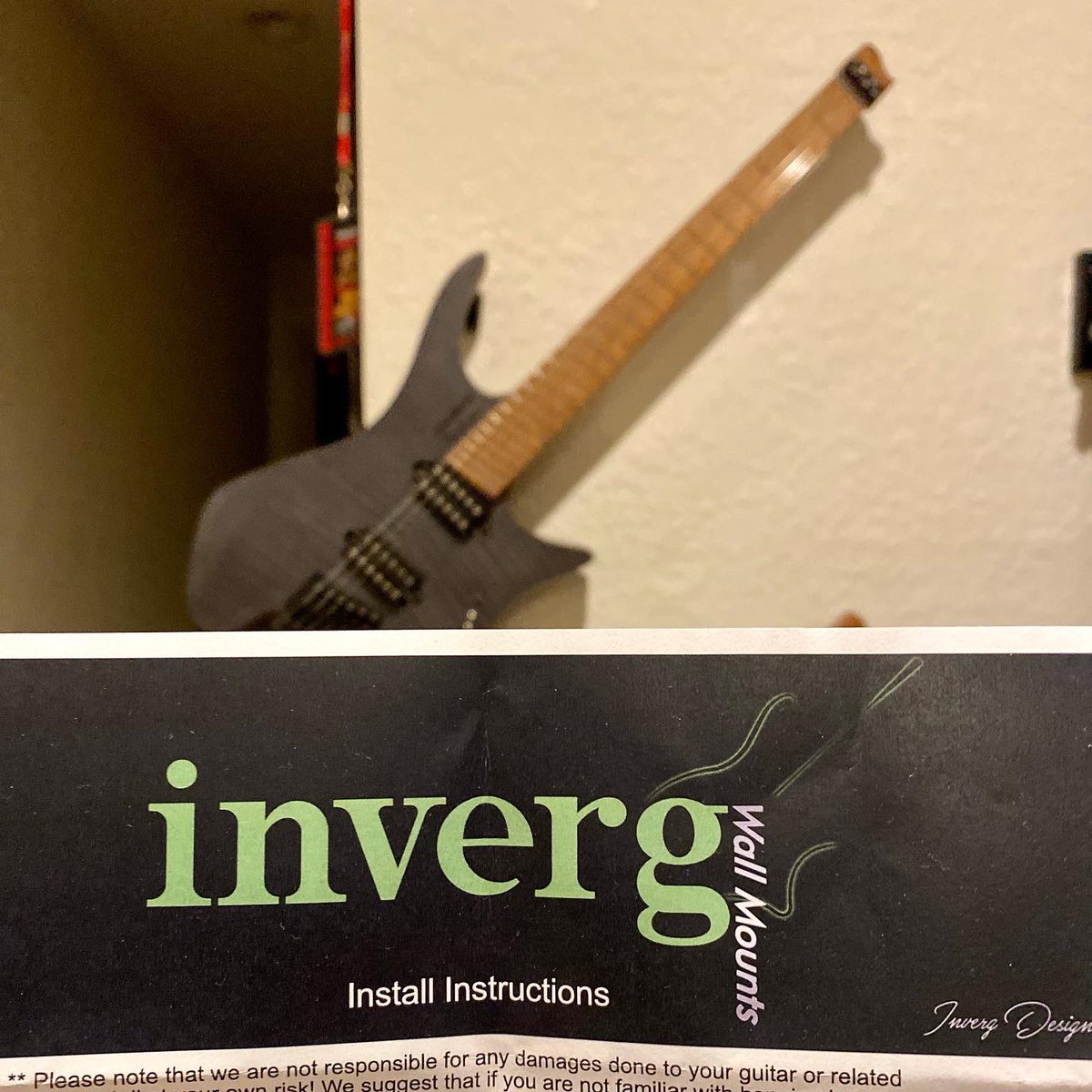 pedaloftheday's tweet photo. Just got a couple of these fantastic discreet wall mounts for your @strandbergGuit, and they look AWESOME - thanks to the crew at Inverg Design in Cincinnati! Grab ‘em now on @reverb:

https://t.co/QuymHvZgsH

#strandberg #strandbergguitars #inverg #invergdesign https://t.co/K0tab3Uc0K