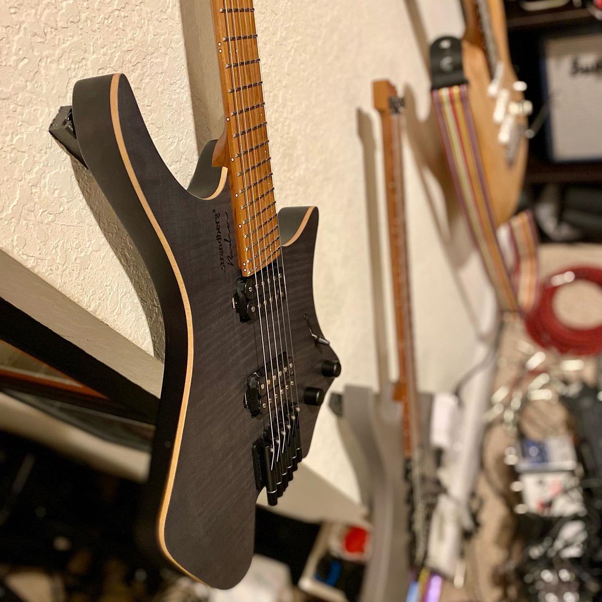 pedaloftheday's tweet photo. Just got a couple of these fantastic discreet wall mounts for your @strandbergGuit, and they look AWESOME - thanks to the crew at Inverg Design in Cincinnati! Grab ‘em now on @reverb:

https://t.co/QuymHvZgsH

#strandberg #strandbergguitars #inverg #invergdesign https://t.co/K0tab3Uc0K