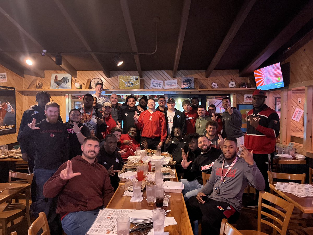 Pete Thomas tweet media