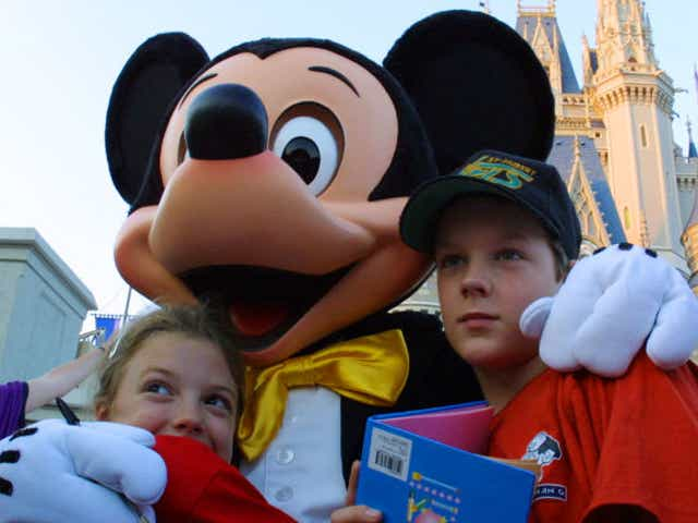 Jasonpepe's tweet photo. CEO Bob #Chapek needs to be removed “A man obsessed with sexualizing 4-year-olds should not run a company that built its brand on preserving the innocence &amp; magic of childhood.”#Pedophiles #Disney #GowokeGobroke #BoycottDisney #dontsaygaybill #ProtectOurChildren https://t.co/SSXgSmpMtz