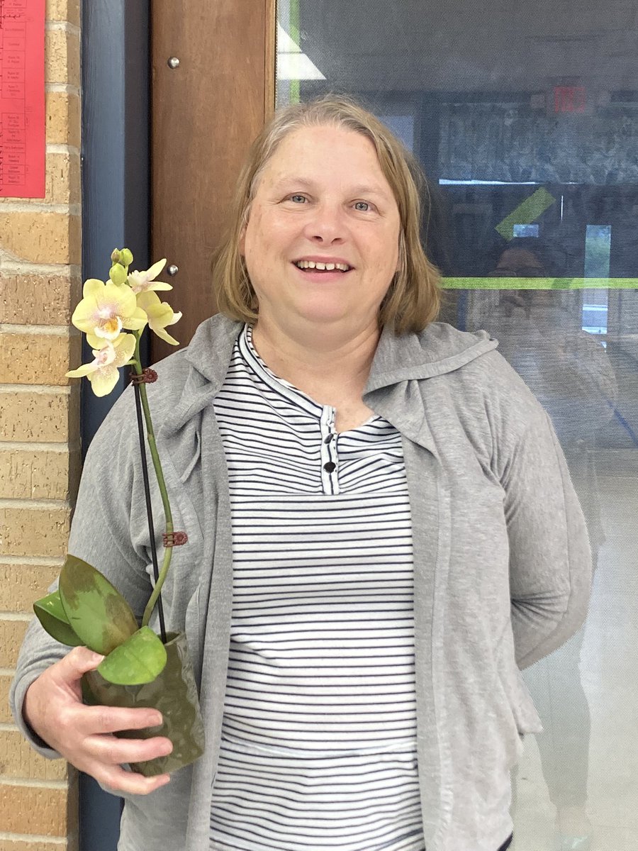 Laura Leinhardt (@lleinhardt) on Twitter photo <a href="/RiviereES/">Marie Riviere</a> celebrated our librarian for National Librarian Day! #NationalLibraryWeek #THE_RIVIERE_WAY #SEAGULLSONAMISSION <a href="/RiviereES/">Marie Riviere</a> celebrated our librarian for National Librarian Day! #NationalLibraryWeek #THE_RIVIERE_WAY #SEAGULLSONAMISSION