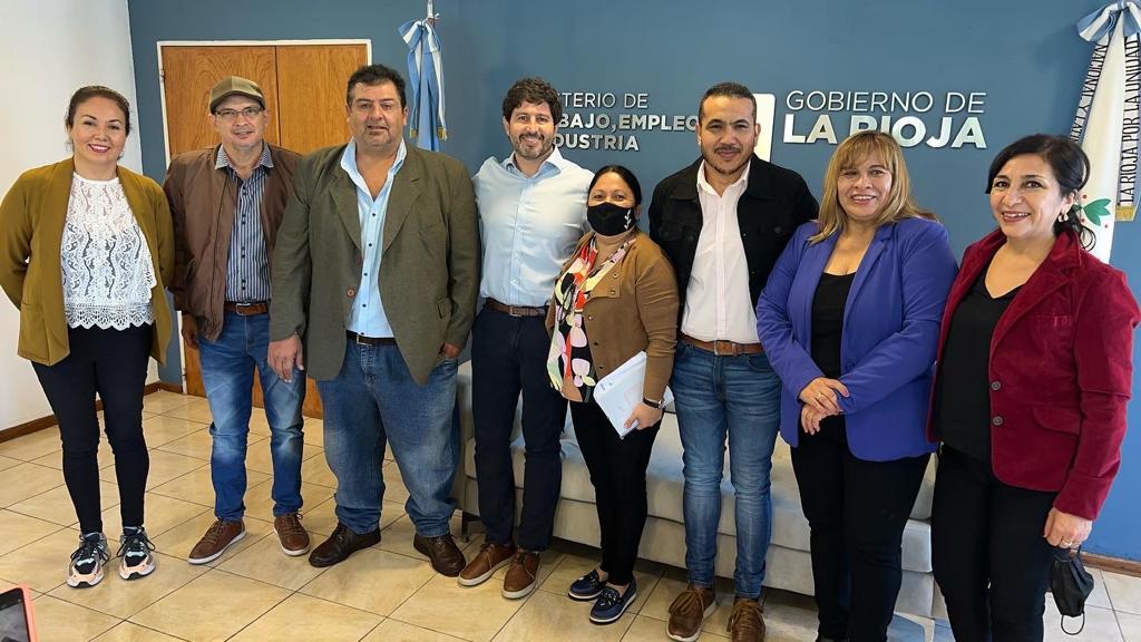 HECTORHERRERAOK's tweet photo. JORNADA DE TRABAJO!
@Mintrabajolr https://t.co/yUqEg0slXa