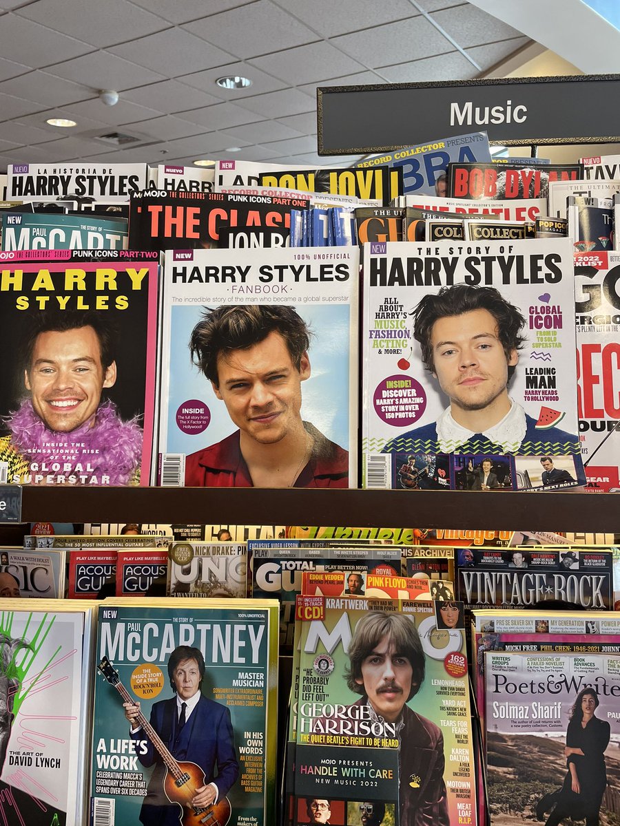 1d_values's tweet image. Someone’s mom said no