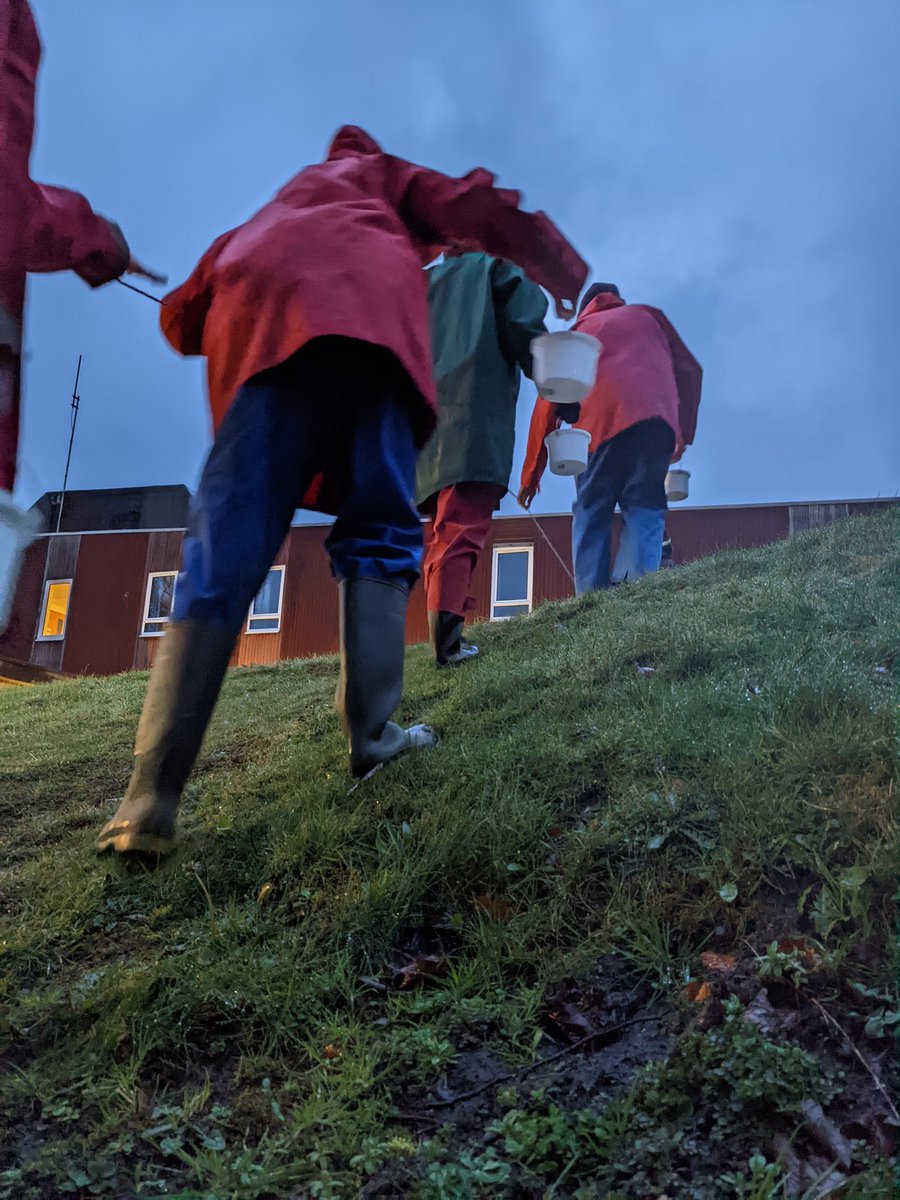 BlairvadachAndy's tweet photo. After a day's soaking in the #devilspulpit 💦 it was out into the elements again tonight for our @GlasgowsDofE #GoldResidential participants, to finish a busy first day here @BlairvadachOEC 💪
#WeAreDofE
#DukeofEdinburghAward
@WhitehillYGT 
@WhitehillSec @HillheadHS 
#DofEBV22 https://t.co/UlZ1eciIZU