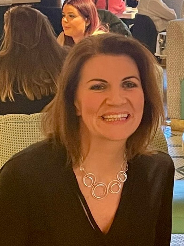 Otto English tweet media