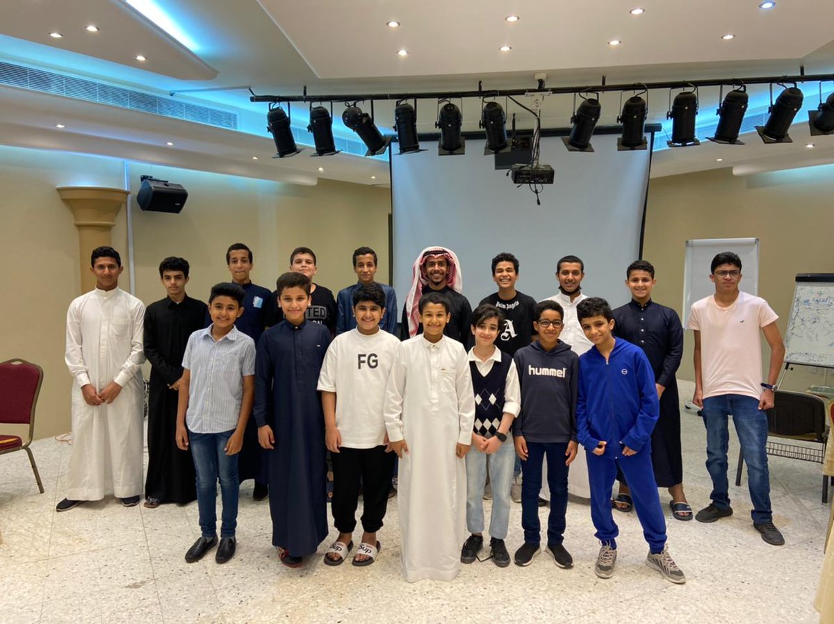 من #ملتقى_شباب_الفيحاء_2022
دورة الملقي المبدع

#جدة_الأن #حي_الفيحاء