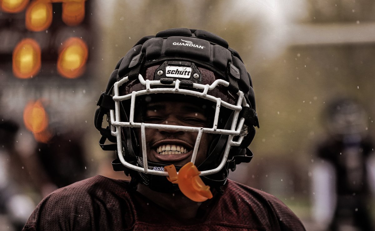 CvilleTigersFB's tweet photo. Up close and personal in the rain 📸.

#WeAreCU https://t.co/cJblK8TN8c