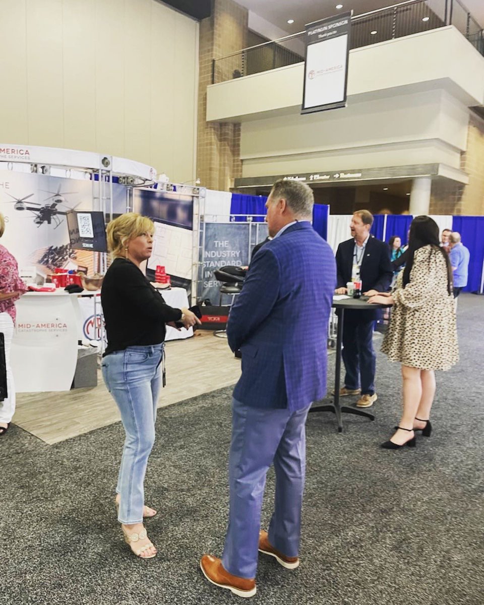 midamericacat's tweet photo. Connecting at PLRB - Property &amp; Liability Resource Bureau https://t.co/drJAZkWXER