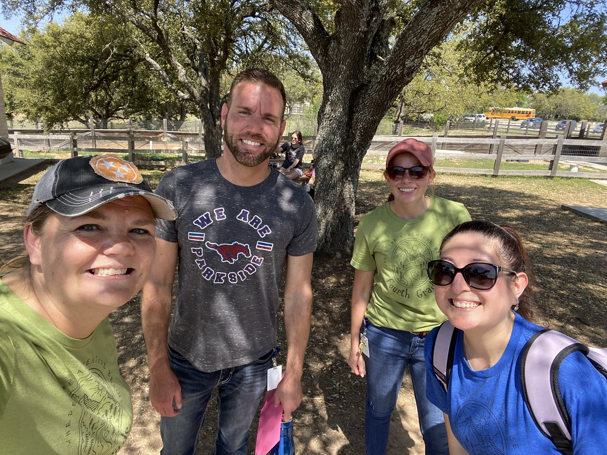 Beth Barr tweet media