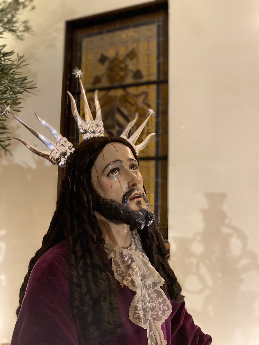 Archic_Huerto's tweet photo. Nuestro Padre Jesús Orando en el Huerto ya se encuentra en su trono para la salida procesional del próximo Domingo de Ramos. #yosoydelHuerto #CofradíasMLG https://t.co/s6yz6mvHoq