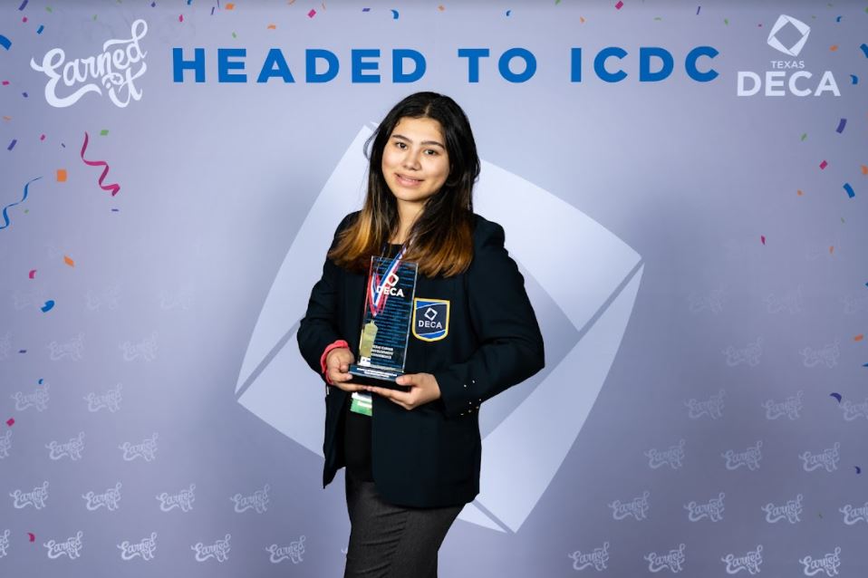 Los Fresnos High School DECA tweet media