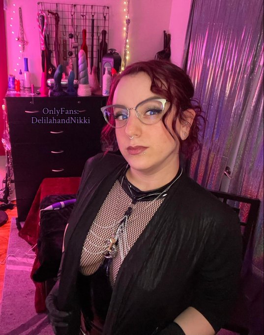 I&rsquo;ve got my gloves on&hellip; Is that hole ready to get stretched out? 🤔   Like you ever had a choice 😈😹 https://t<a href="/tag/sissytraining"class="tags"><span>#sissytraining</span></a><a href="/tag/chastity"class="tags"><span>#chastity</span></a><a href="/tag/cuck"class="tags"><span>#cuck</span></a><a href="/tag/keyholder"class="tags"><span>#keyholder</span></a>