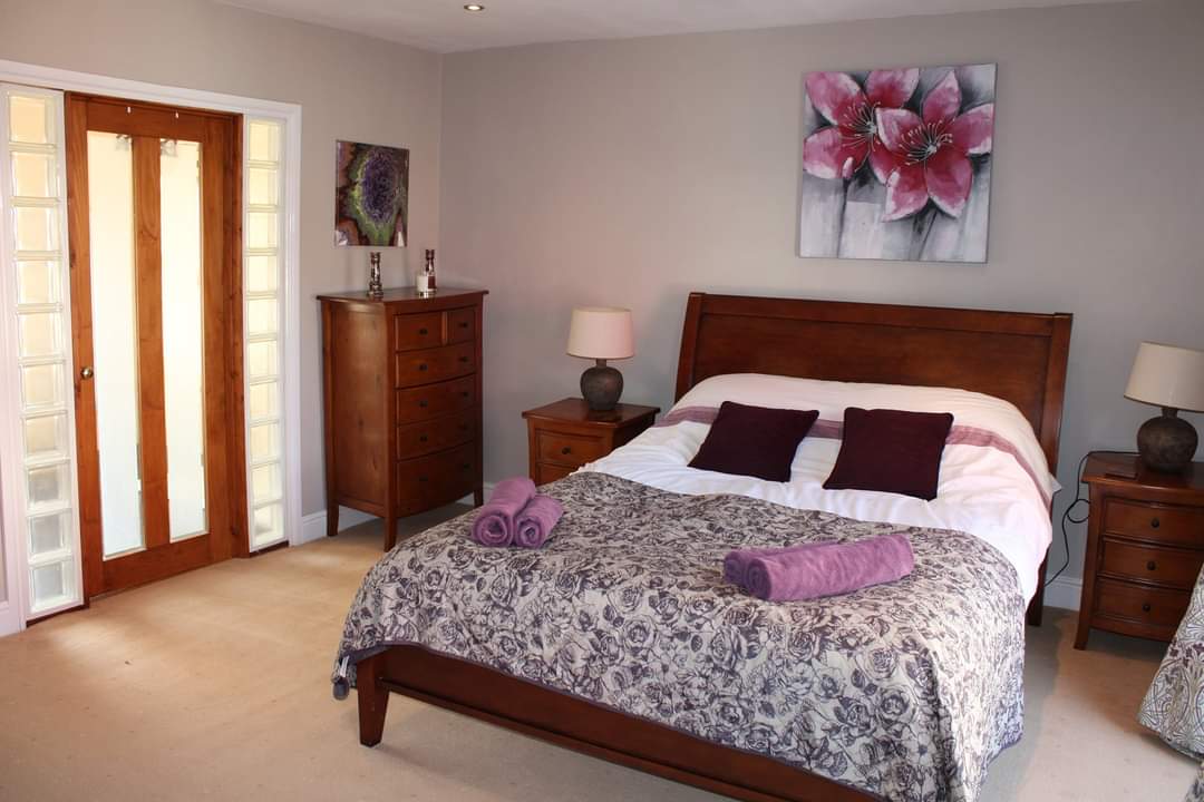 Holiday Let Mid Wales - Llety'r Llan tweet media