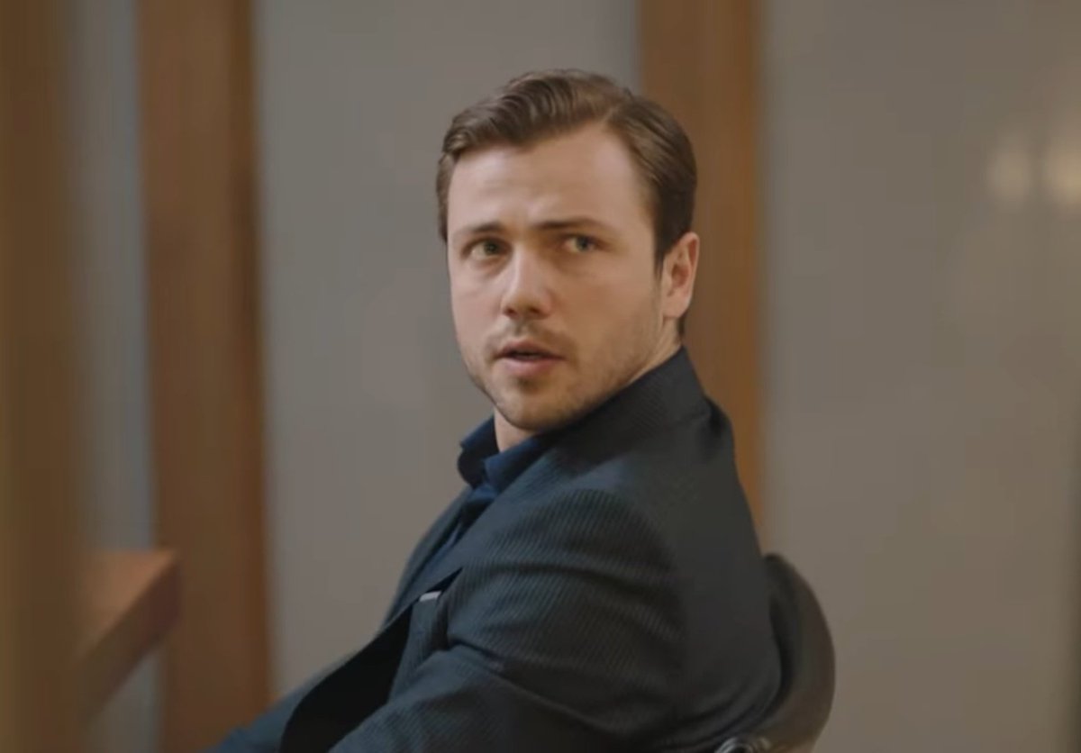bllacktolga's tweet photo. Adamın birine sormuşlar düşmanın var mı ? Adam da yok demiş yine sormuşlar adama kardeşin de mi yok ?  

#babadizi #babam #TolgaSarıtas #TolgaSarıtaş #özgeyağız #KadirSaruhanlı #BüşraSaruhanlı https://t.co/Cd3nhziLRH