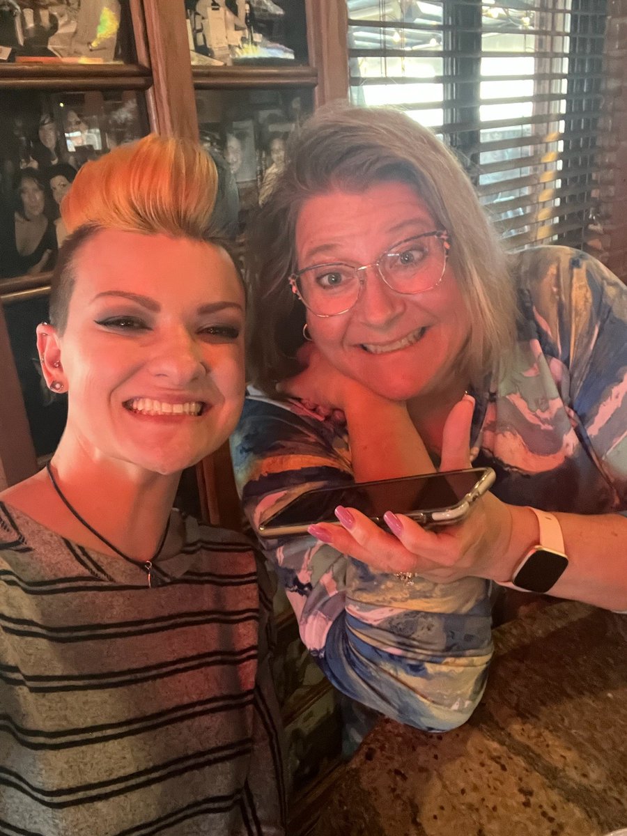 MrsExiled2KS's tweet photo. Enjoying beverages while listening to Dean from Kansas on Debatable with my bestie!! @exiled2KS @AlanLightNYC @goodymade https://t.co/hZWwswApM4