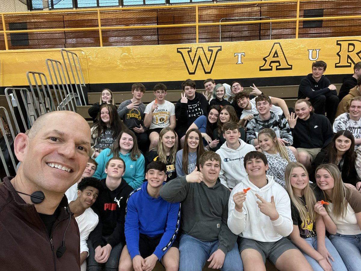HearTedTalk's tweet photo. It was great to be back at Tuscola High School (IL)today.  I presented a keynote to the entire student body, a student leadership workshop and a team-building workshop to the entire staff!  Great day, great school district!   #IFeelGreat @TuscolaCUSD301 https://t.co/XmpfAFFPHP