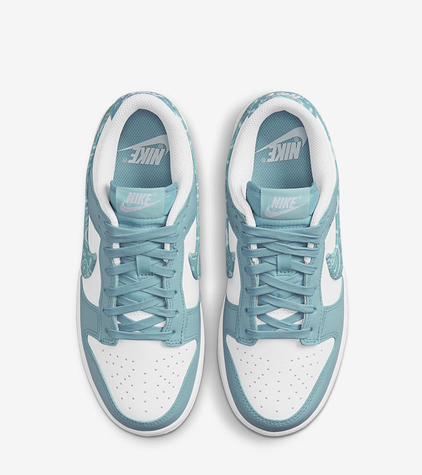 SOLELINKS's tweet photo. Ad: Women's Nike Dunk Low 'Blue Paisley' releases tomorrow (4/6) via Jimmy Jazz at 7am PT/10am ET => https://t.co/Tk1ataD7Xk https://t.co/DB4xZj7CFM