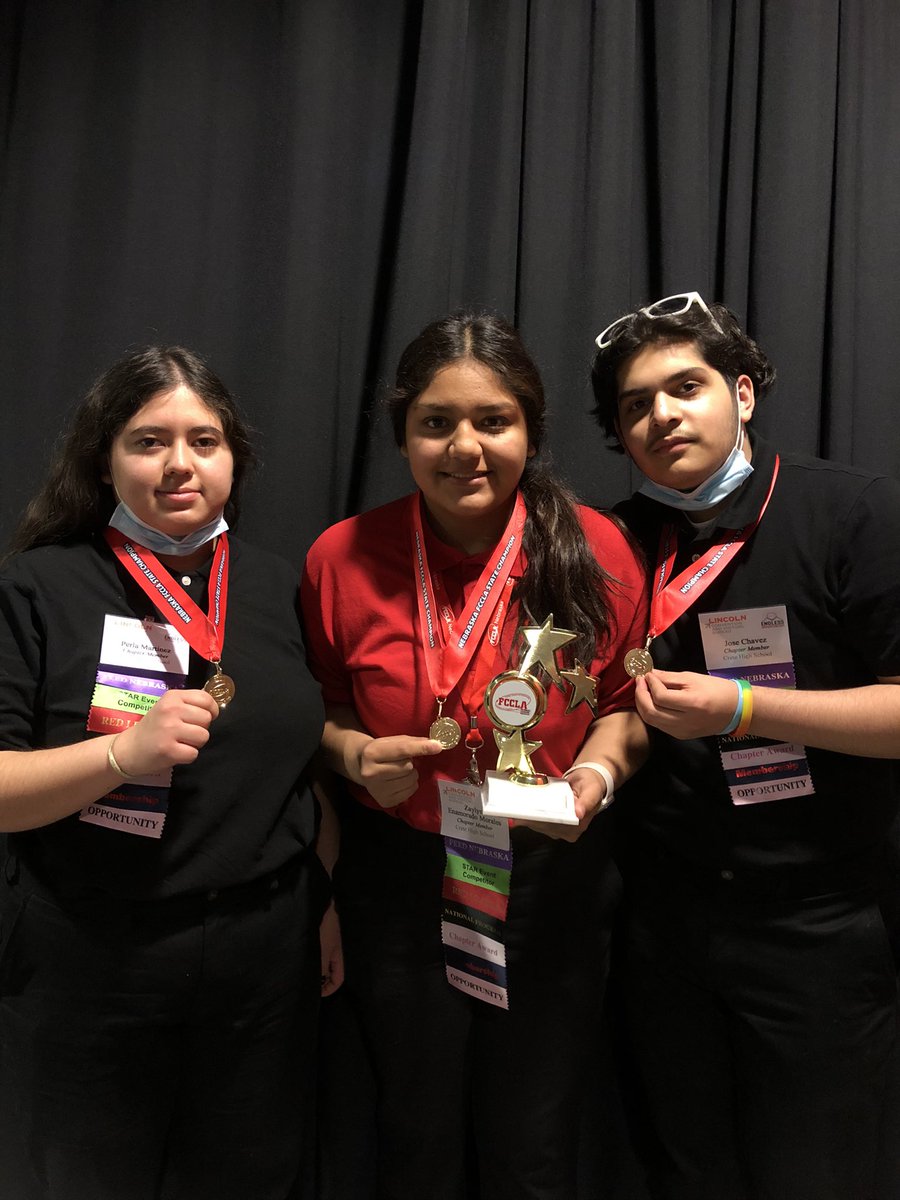 CreteFccla's tweet photo. In Nebraska Family Challenges & Issues (Senior), Jose, Perla, and Zaylyn received gold medals and state champions.
In Nebraska Health & Wellness (Senior), Michael received a silver medal and state champion.
#nefccla #cretecards #cardinalpride https://t.co/KN5funudPg